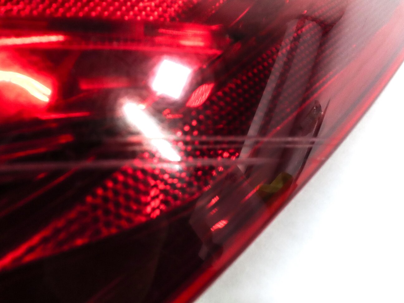 Thumbnail 8: 15-18 MERCEDES C300 C350 C400 C450 C63 (W205) RIGHT LED TAILLIGHT BRAKE LIGHT