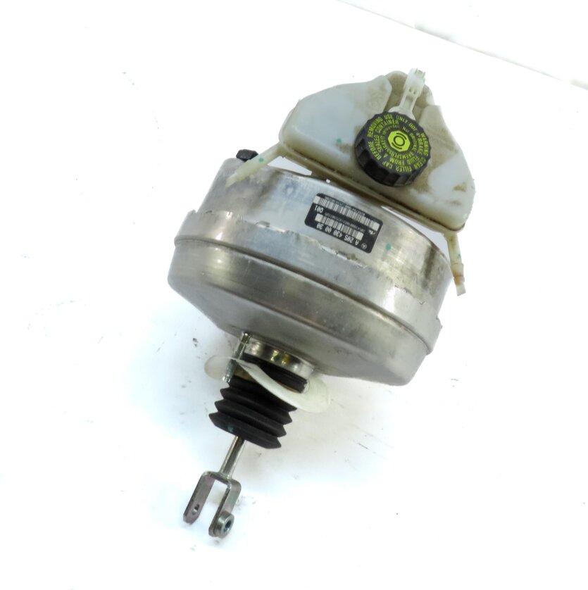 15-18 MERCEDES C-CLASS (W205) POWER BRAKE BOOSTER w/ MASTER CYLINDER & RESERVOIR