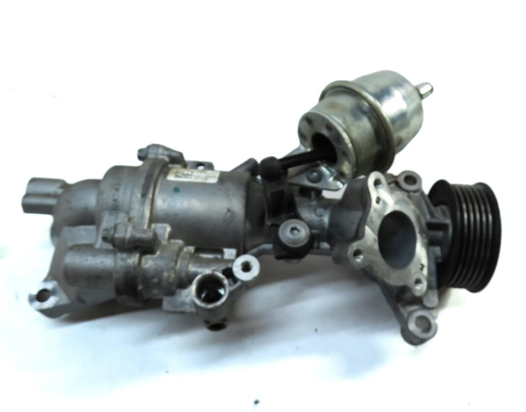 Thumbnail 7: 2015 MERCEDES C300 (W205) 2.0L M274 TURBO ENGINE WATER PUMP w/ THERMOSTAT