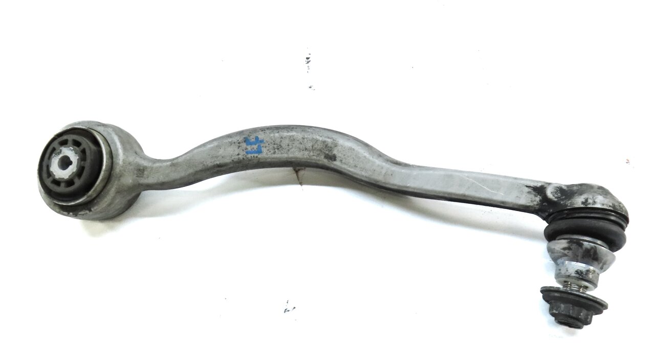 Thumbnail 7: 2015 MERCEDES C300 (W205) FRONT LEFT DRIVER LOWER CONTROL ARM SET-2
