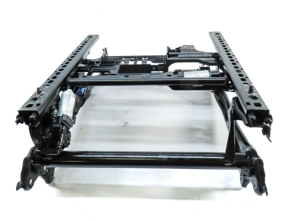 Thumbnail 5: 2015-2017 MERCEDES C-CLASS (W205) FRONT LEFT DRIVER MEMORY SEAT TRACK w/ MOTORS