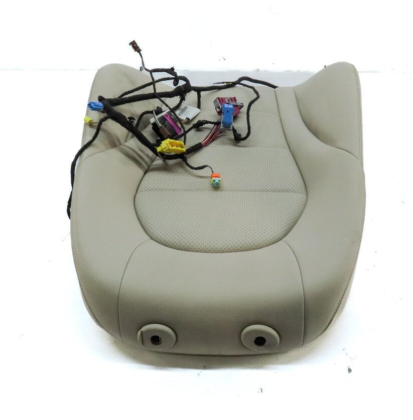 Thumbnail 4: 15-17 MERCEDES C-CLASS W205 RIGHT PASSENGER UPPER TOP HEATED SEAT CUSHION BEIGE