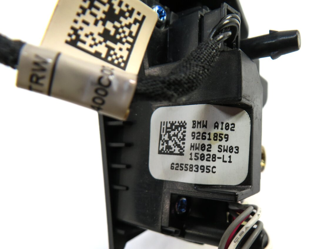 Thumbnail 8: 2015 BMW 320i (F30) LEFT & RIGHT STEERING WHEEL SWITCH BUTTON SET