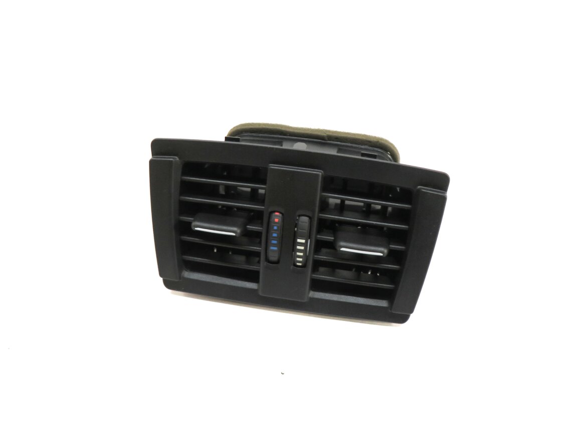 2015 BMW 320i (F30) REAR CENTER CONSOLE HEATER A/C AIR VENT