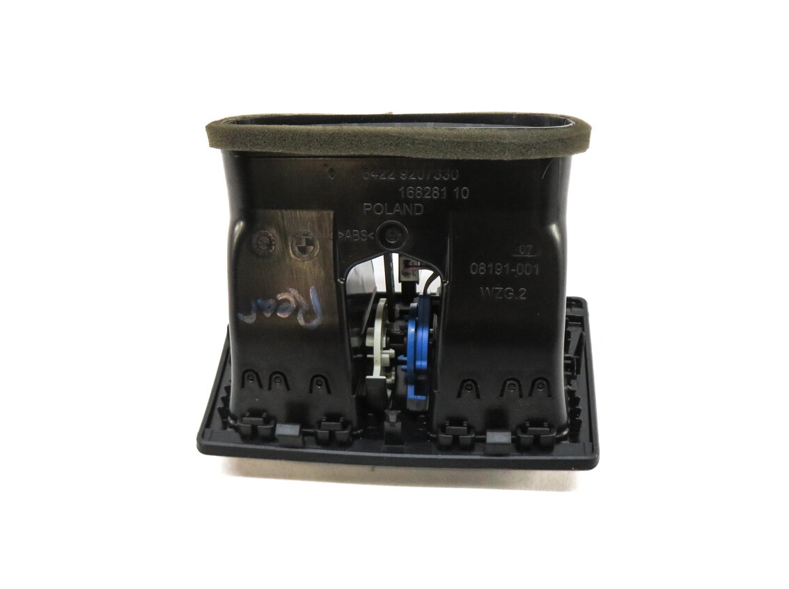 Thumbnail 5: 2015 BMW 320i (F30) REAR CENTER CONSOLE HEATER A/C AIR VENT