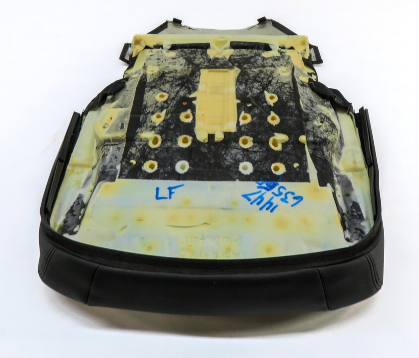 Thumbnail 5: 2015 BMW 320i (F30) FRONT LEFT DRIVER LOWER BOTTOM SEAT CUSHION (BLACK)