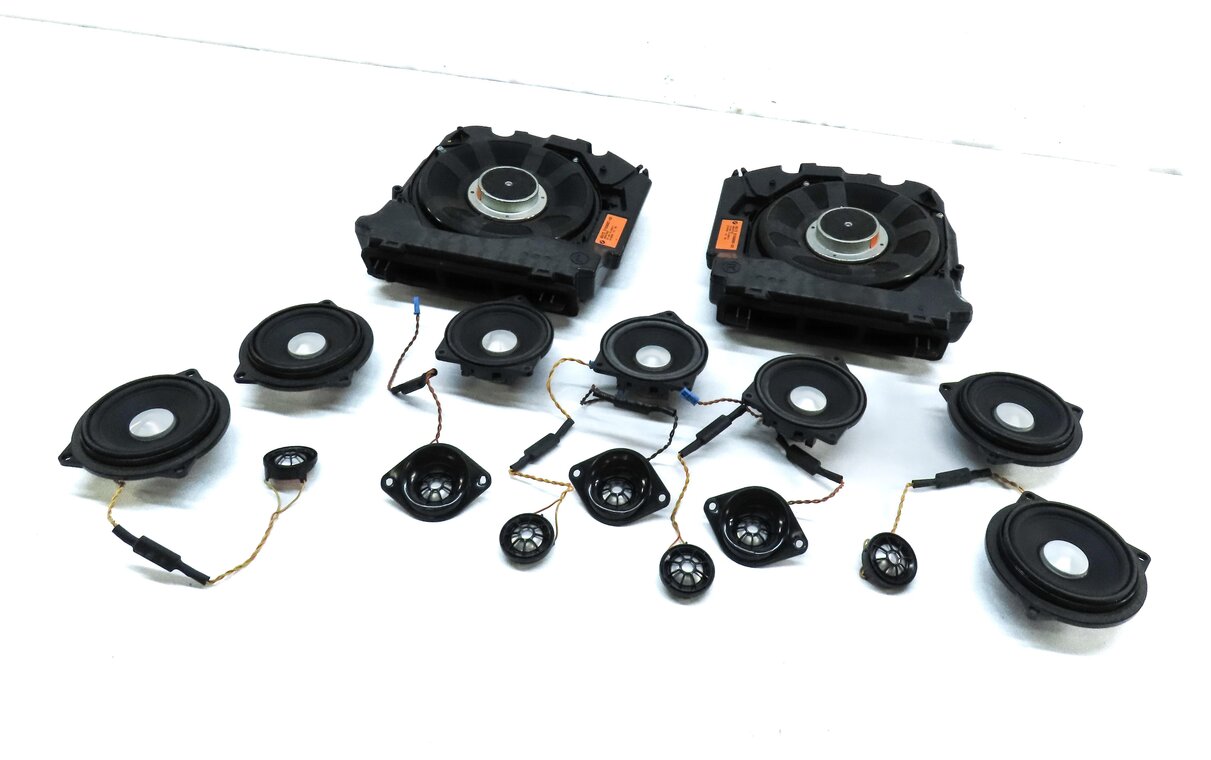 Thumbnail 1: 2013 BMW M5 (F10) HARMAN AUDIO SUB SUBWOOFER TWEETER SPEAKER SET-16