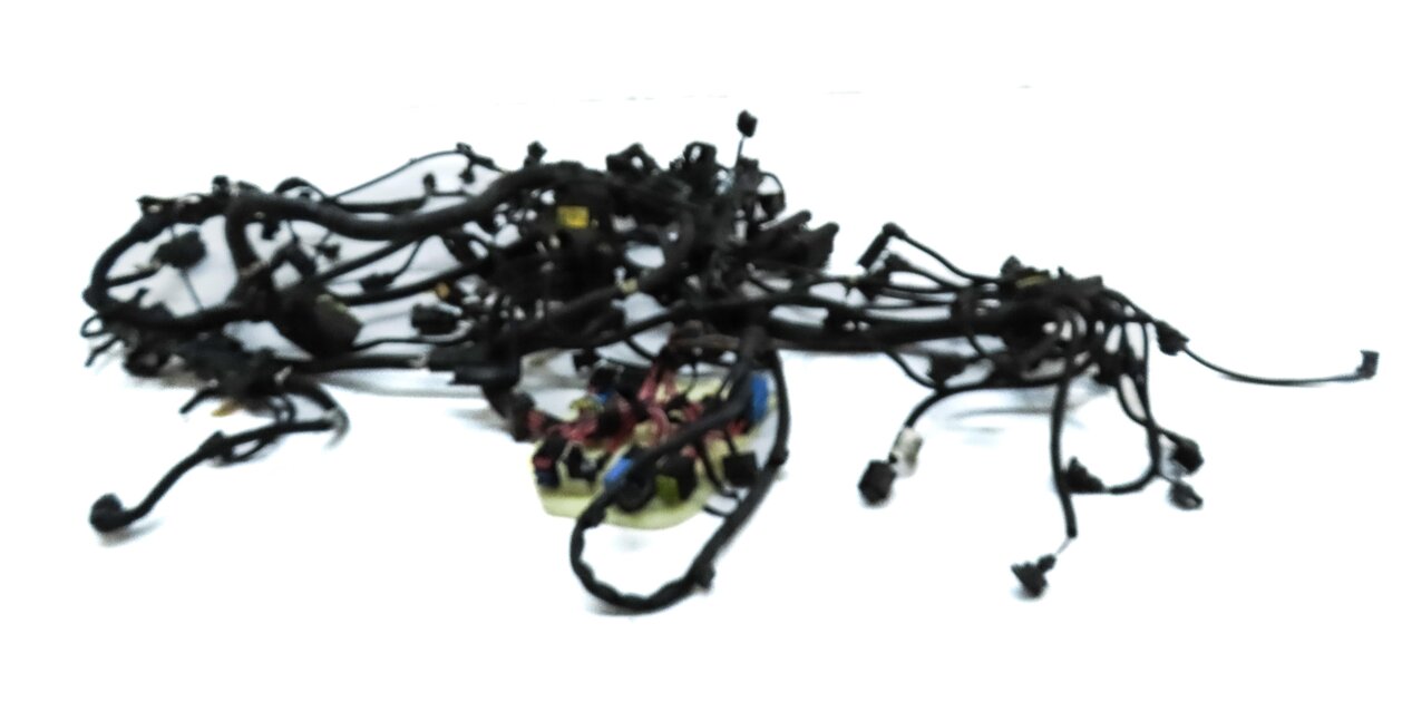 2013 BMW M5 ///M (F10) AUTO 4.4L S63 TWIN TURBO ENGINE WIRE WIRING HARNESS LOOM