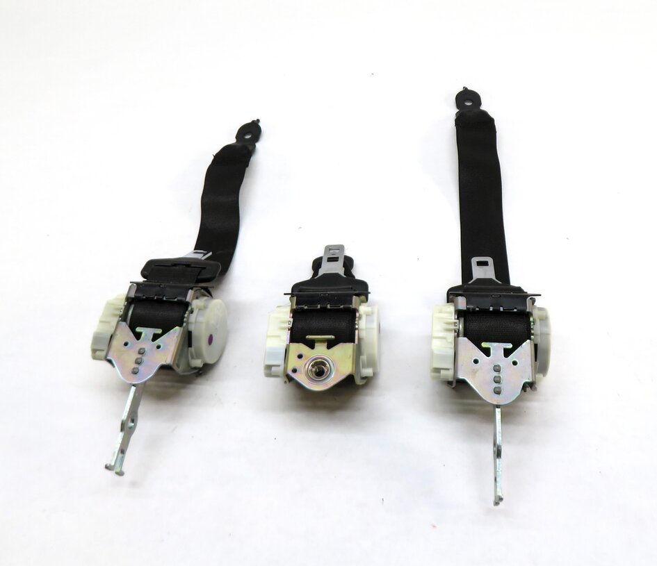 Thumbnail 4: 2013 BMW M5 ///M (F10) REAR SEAT LEFT CENTER RIGHT SEATBELT RETRACTOR SET-3