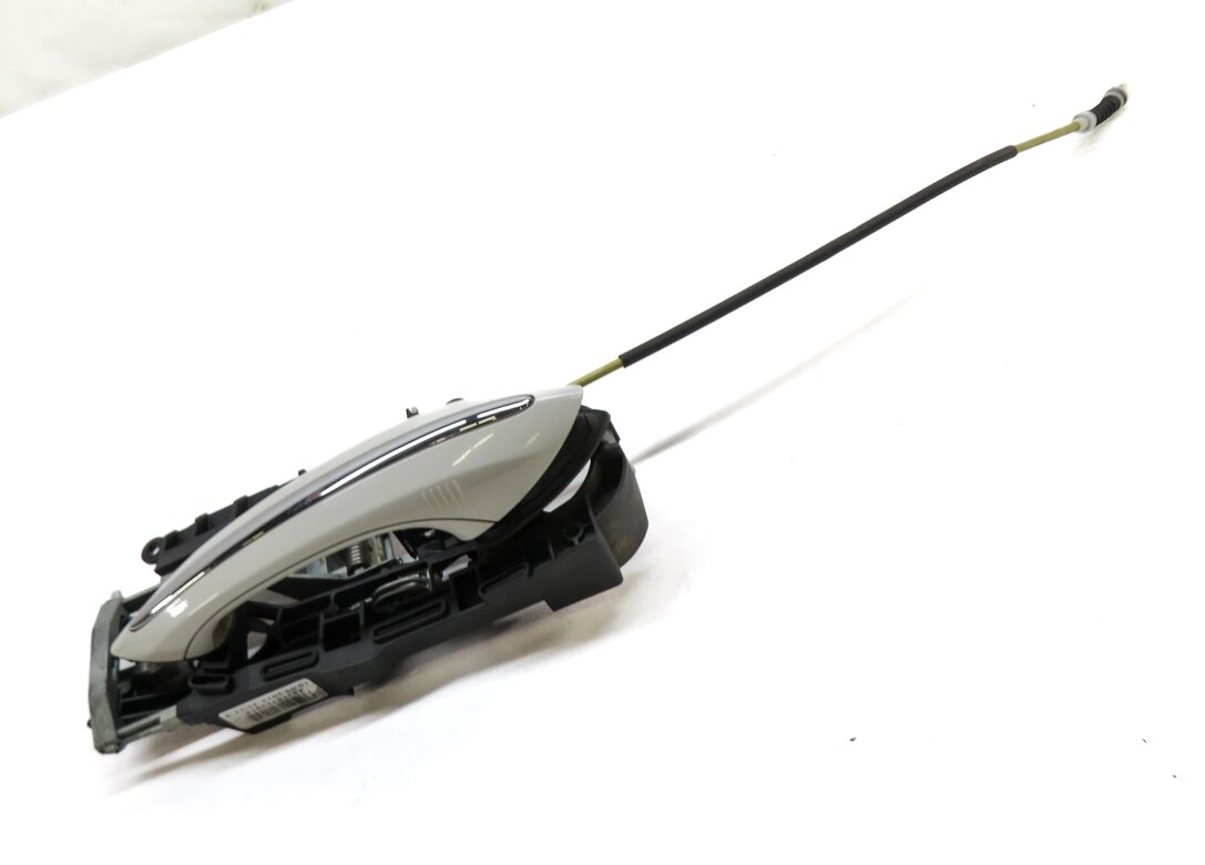 Thumbnail 3: 09-19 BMW 5 6 7 SERIES (F01 F07 F10 F12) RIGHT FRONT COMFORT DOOR HANDLE (WHITE)