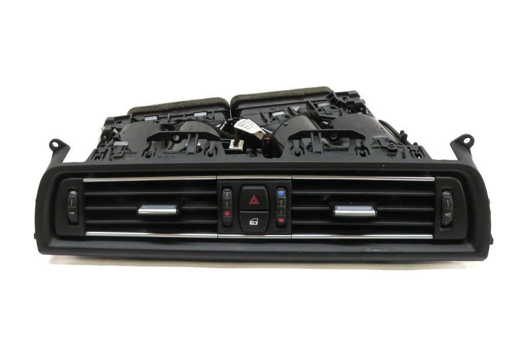 Thumbnail 2: 2013 BMW M5 (F10) FRONT CENTER DASH HEATER A/C AIR VENT