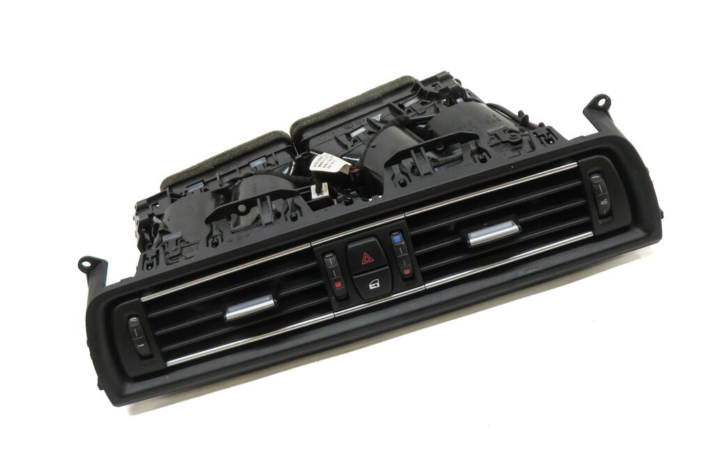 Thumbnail 3: 2013 BMW M5 (F10) FRONT CENTER DASH HEATER A/C AIR VENT