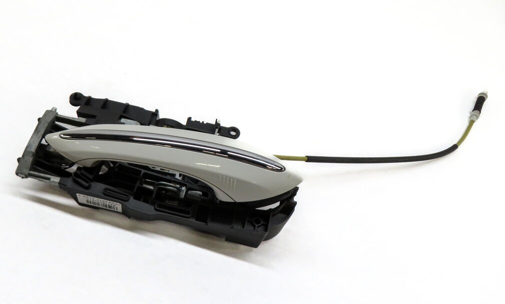 09-19 BMW 5 6 7 SERIES (F01 F07 F10 F12) RIGHT REAR COMFORT DOOR HANDLE (WHITE)
