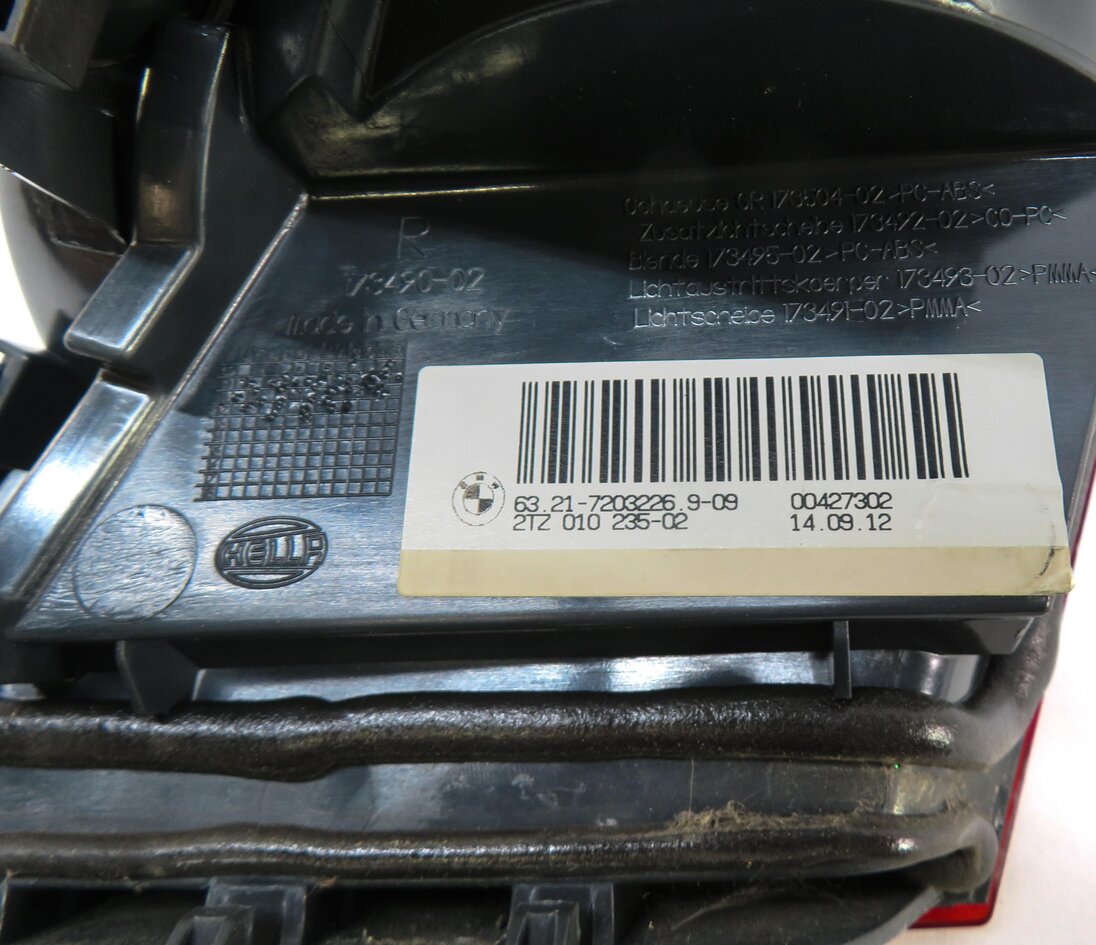 Thumbnail 6: 11-13 BMW 528i 535i 550i M5 (F10) RIGHT REAR INNER TRUNK TAILLIGHT LIGHT LAMP