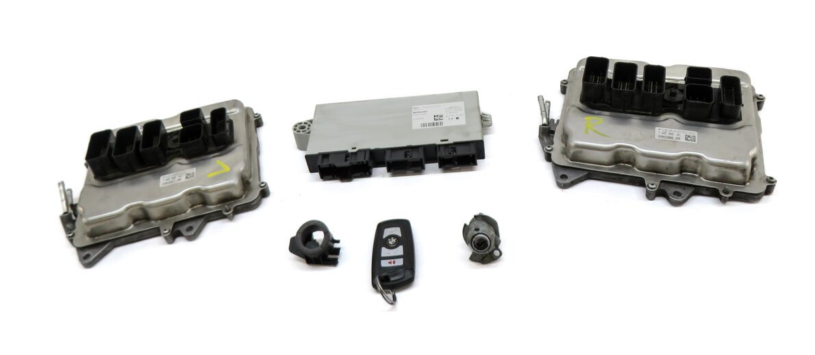 Thumbnail 2: 12-15 BMW M5 M6 ///M (F06 F10 F12 F13) 4.4L S63 ENGINE DME CAS 4 MODULE KEY SET