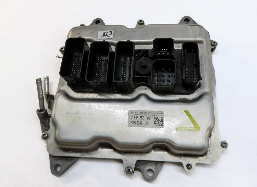 Thumbnail 8: 12-15 BMW M5 M6 ///M (F06 F10 F12 F13) 4.4L S63 ENGINE DME CAS 4 MODULE KEY SET