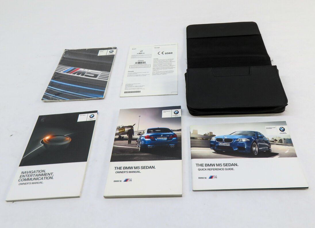 Thumbnail 2: 2013 BMW M5 ///M (F10) OWNERS MANUAL BOOK BOOKLET GUIDE SET w/ CASE