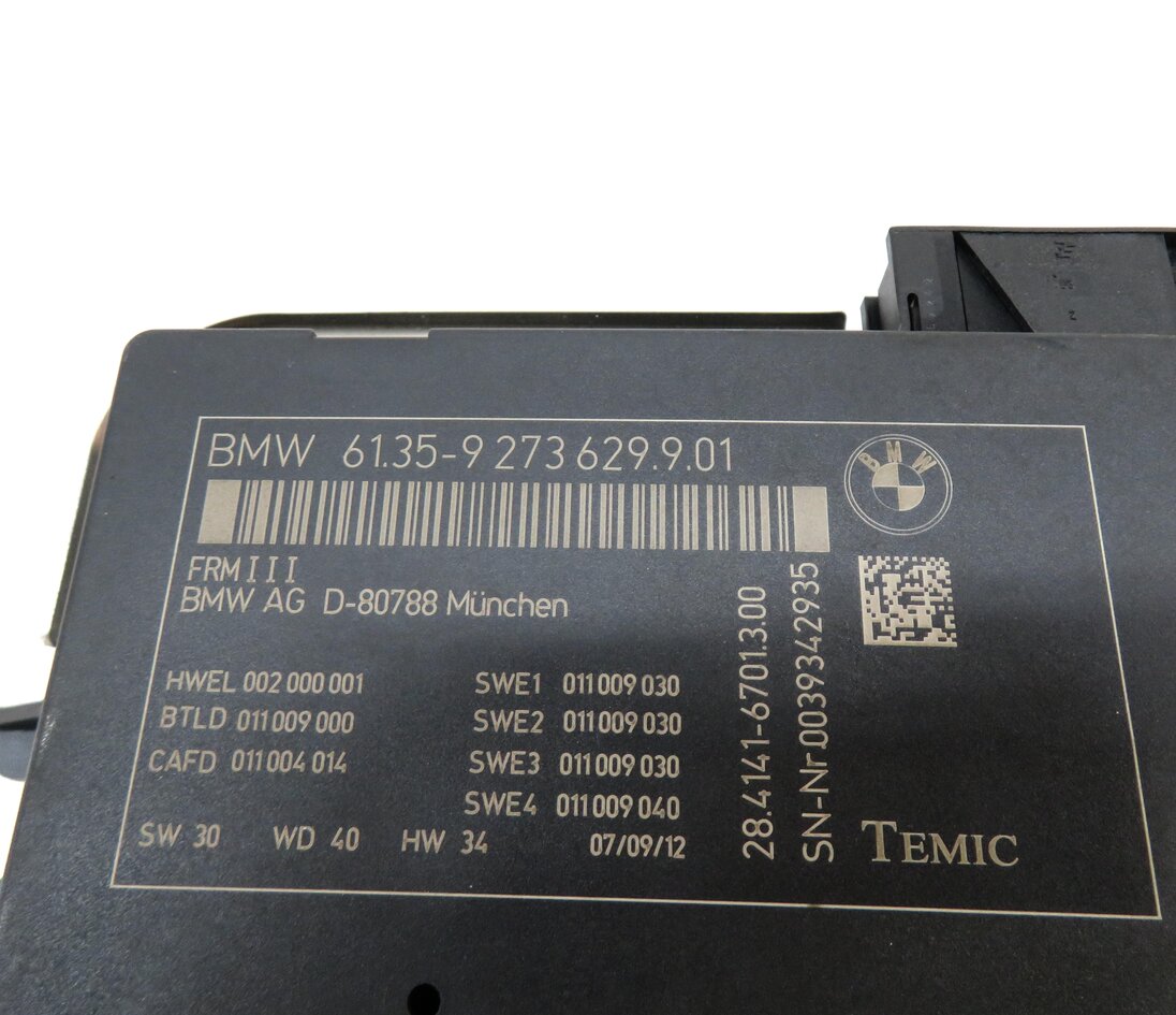 Thumbnail 4: 10-17 BMW 5 6 7 M5 X3 X4 (F06 F10 F12 F25 F26) FRM III BODY LIGHT MODULE 3-PLUG