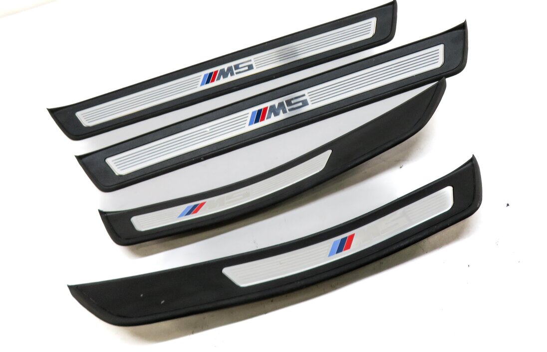 Thumbnail 3: 2013 BMW M5 ///M (F10) FRONT & REAR DOOR SILL SCUFF PANEL TRIM SET-4