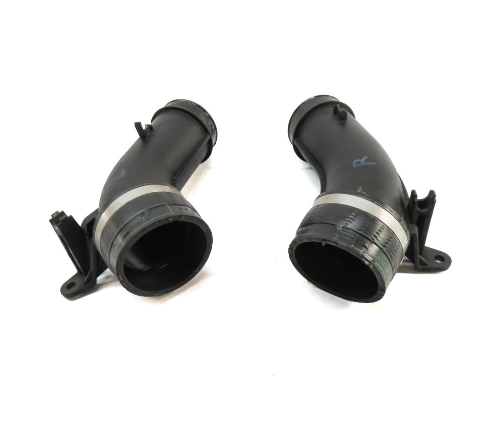 Thumbnail 2: 2013 BMW M5 ///M (F10) 4.4L S63 TWIN TURBO ENGINE INTERCOOLER PIPE SET-2