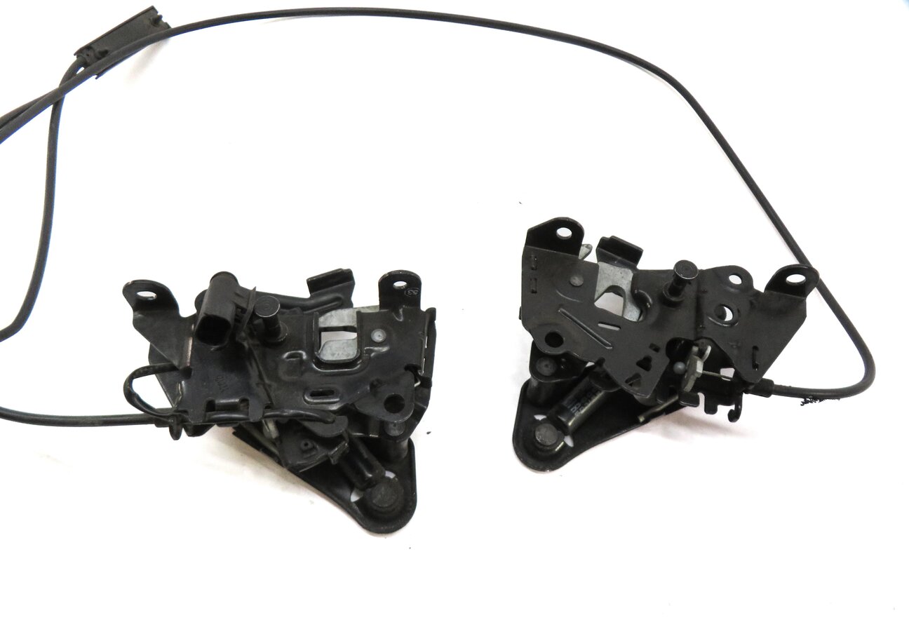 Thumbnail 5: 2013 BMW M5 ///M (F10) FRONT LEFT & RIGHT LOWER HOOD LOCK LATCH SET-2 w/ CABLE