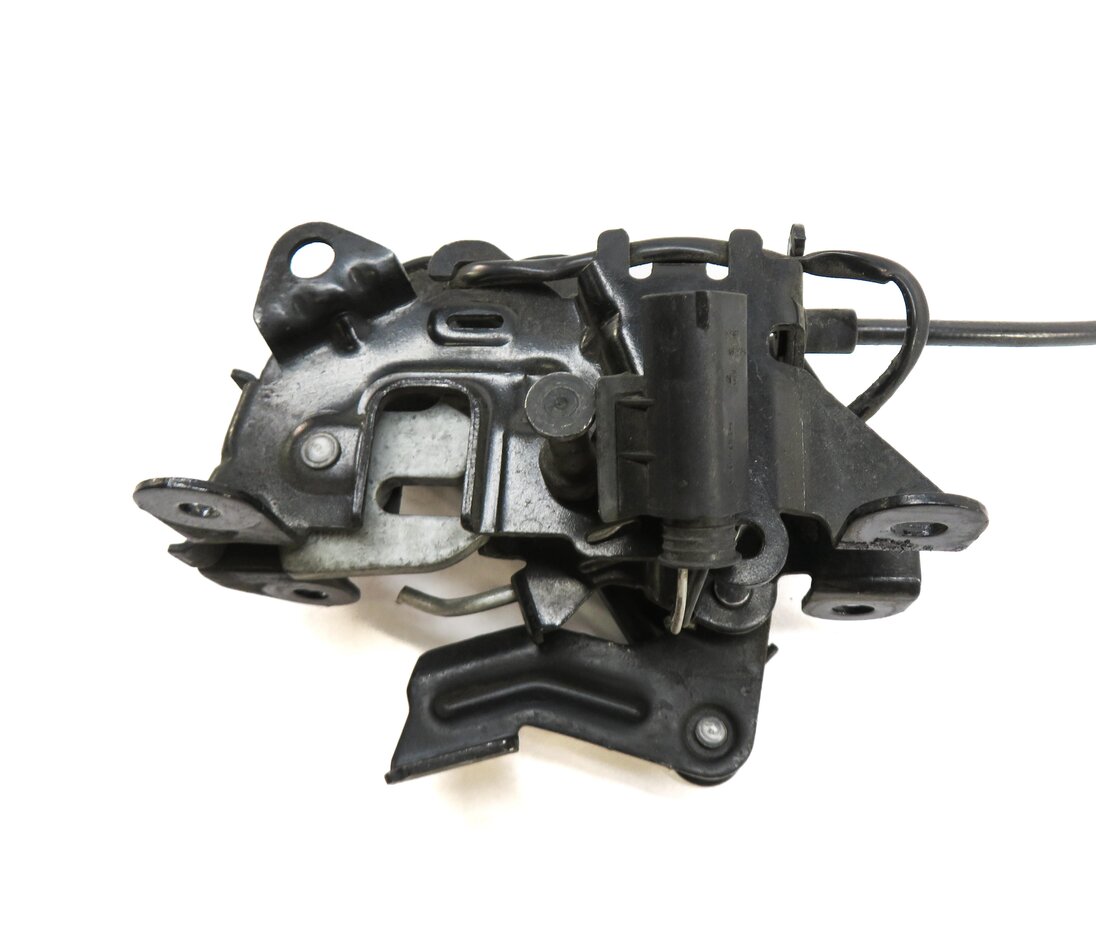 Thumbnail 6: 2013 BMW M5 ///M (F10) FRONT LEFT & RIGHT LOWER HOOD LOCK LATCH SET-2 w/ CABLE