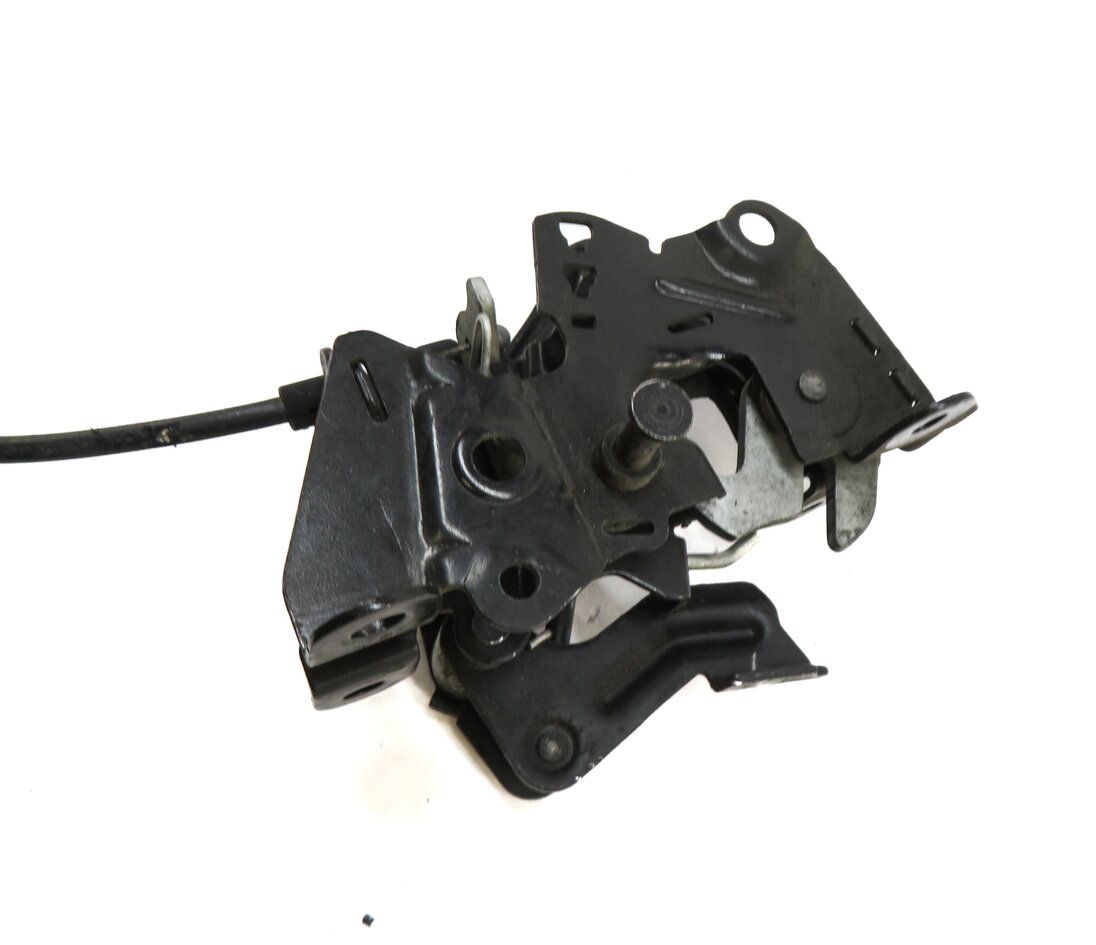 Thumbnail 7: 2013 BMW M5 ///M (F10) FRONT LEFT & RIGHT LOWER HOOD LOCK LATCH SET-2 w/ CABLE