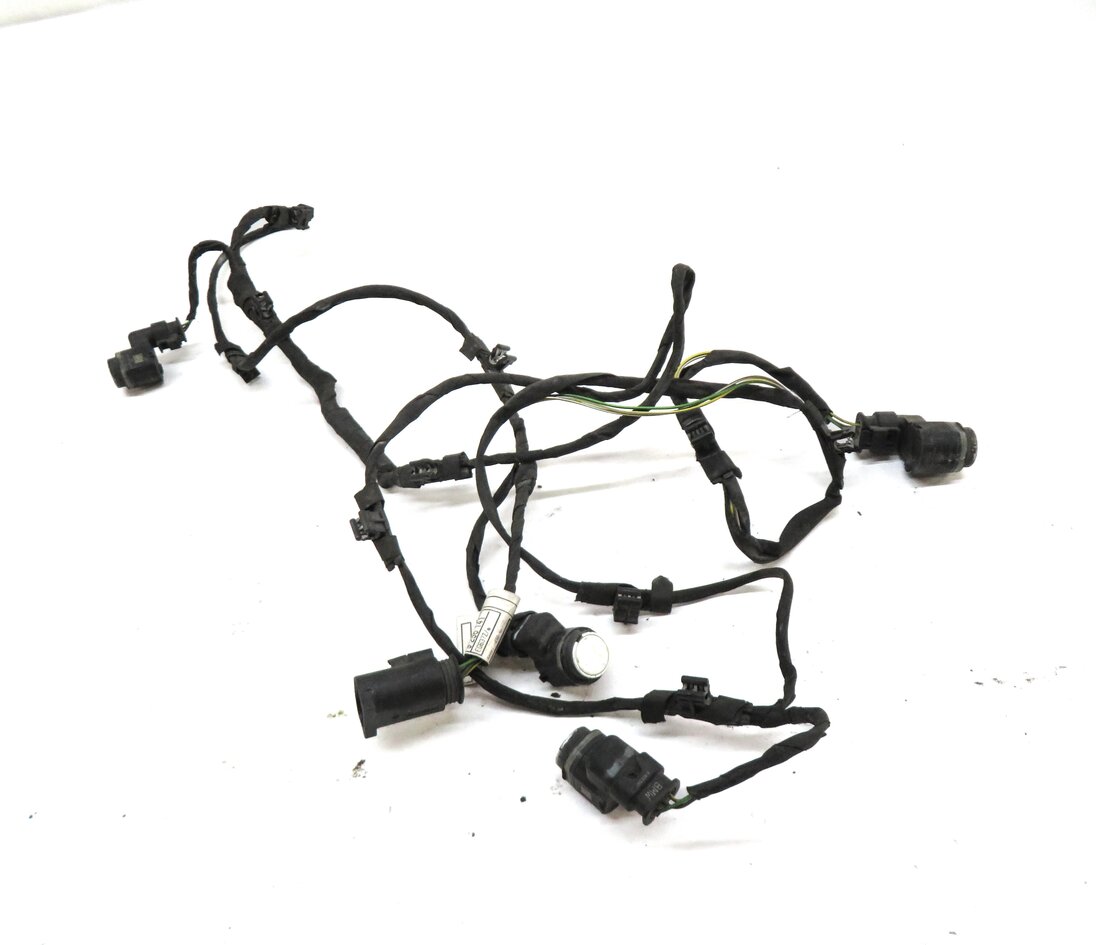 Thumbnail 4: 2013 BMW M5 ///M (F10) FRONT PDC PARK SENSOR SET w/ HARNESS (ALPINE WHITE 300)