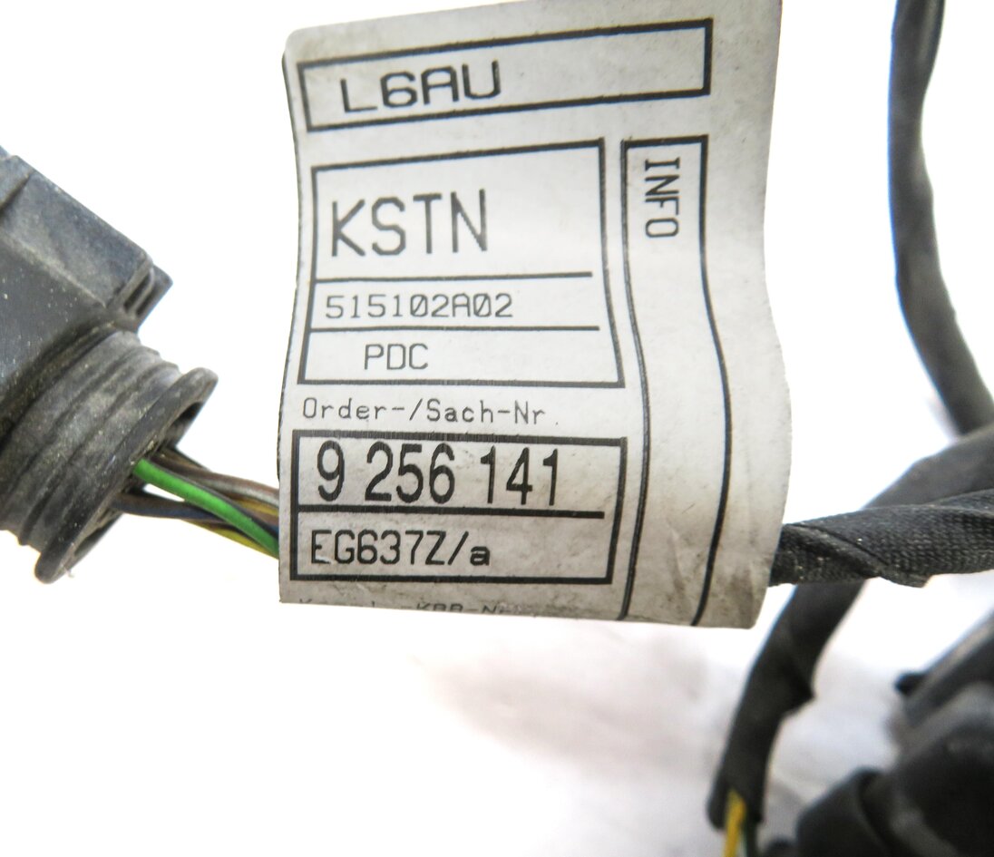 Thumbnail 5: 2013 BMW M5 ///M (F10) FRONT PDC PARK SENSOR SET w/ HARNESS (ALPINE WHITE 300)