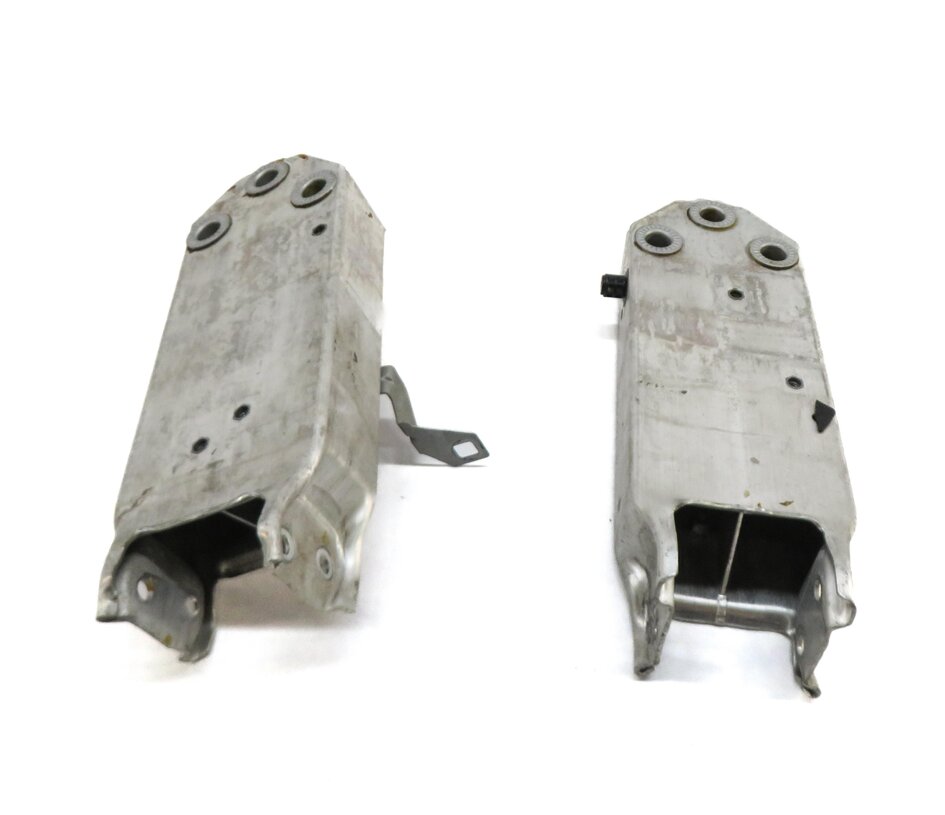 Thumbnail 4: 11-16 BMW 5 M5 F10 FRONT BUMPER LEFT & RIGHT REINFORCEMENT BAR BRACKET SET/2