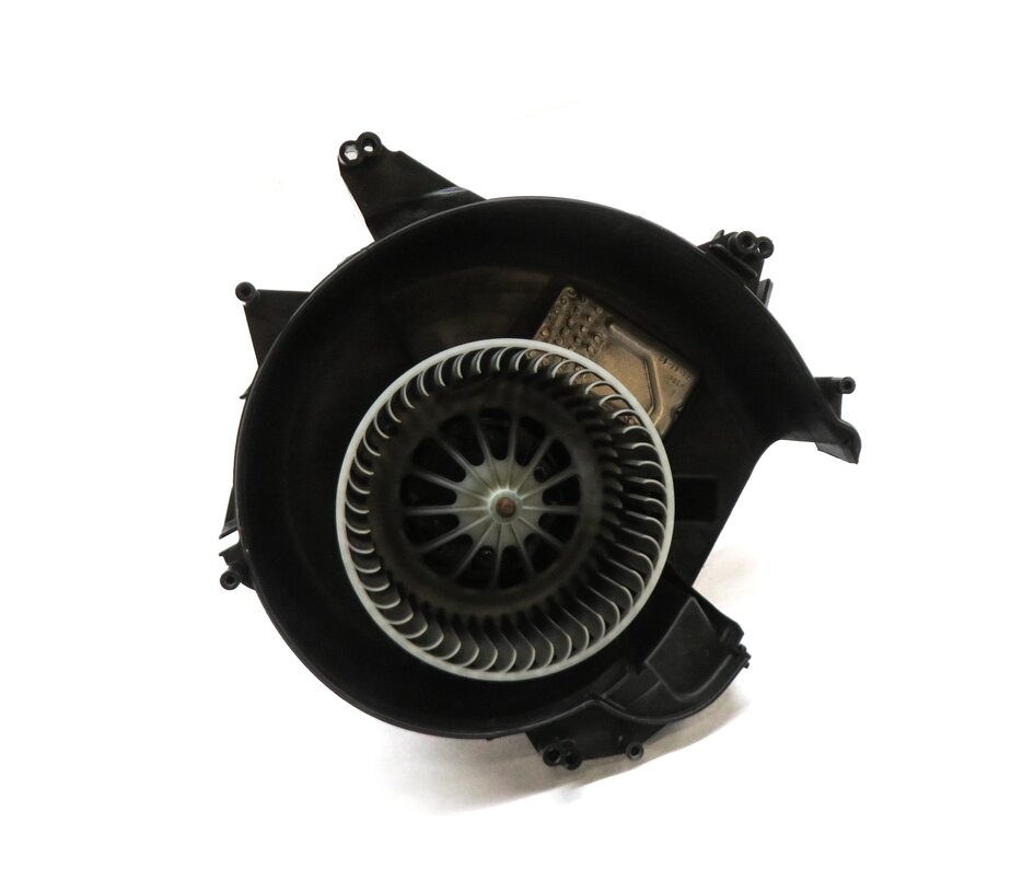 Thumbnail 3: 2009-2018 BMW 5 / 6 / 7 SERIES (F01 F06 F10 F12) FRONT BLOWER MOTOR w/ RESISTOR