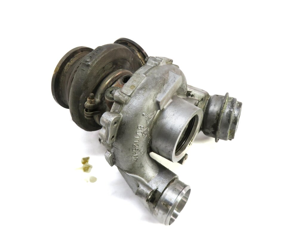 Thumbnail 5: 12-15 BMW M5 M6 ///M (F06 F10 F12 F13) 4.4L S63 ENGINE LEFT TURBO TURBOCHARGER