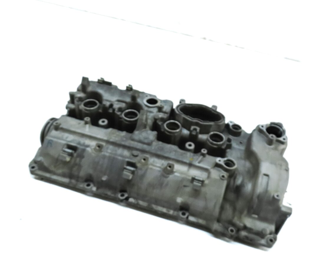 12-16 BMW M5 M6 X5 X6 (F06 F10 F12 F15 F16) 4.4L S63 ENGINE RIGHT VALVE COVER