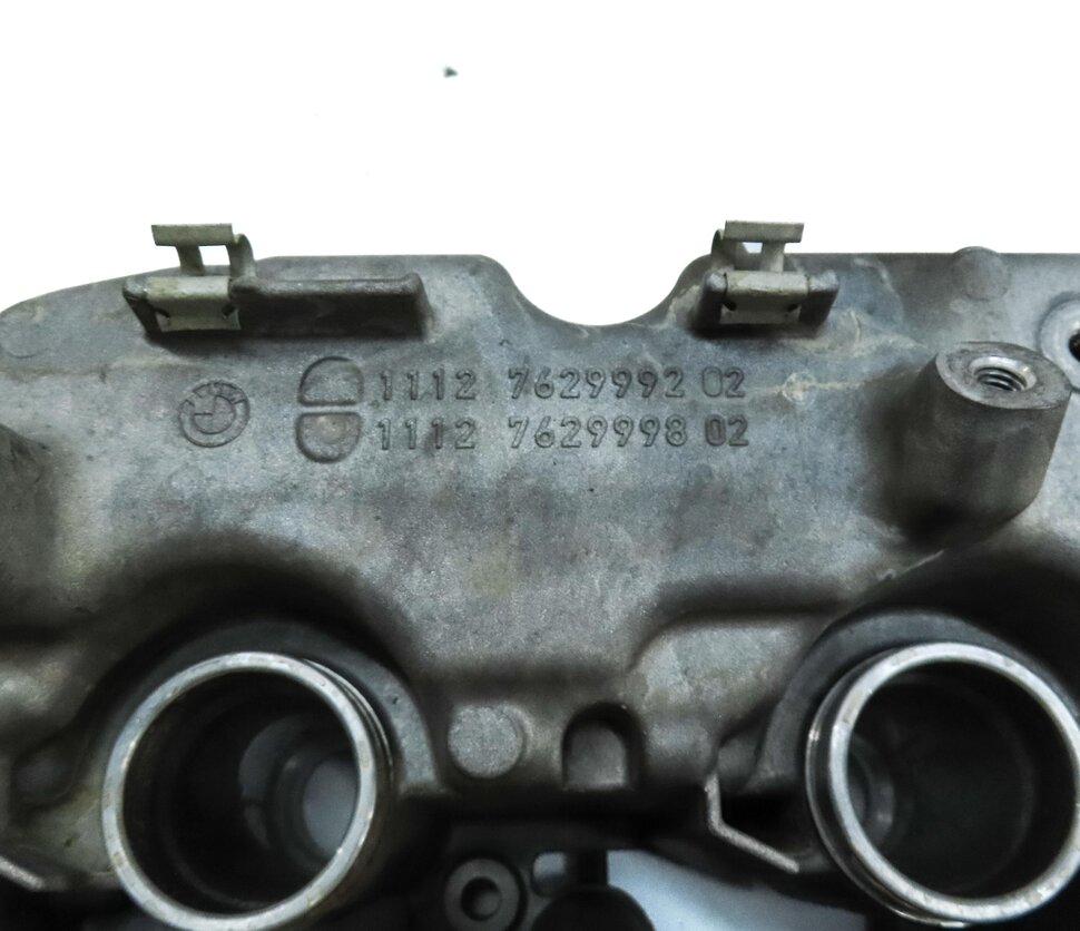 Thumbnail 7: 12-16 BMW M5 M6 X5 X6 (F06 F10 F12 F15 F16) 4.4L S63 ENGINE RIGHT VALVE COVER