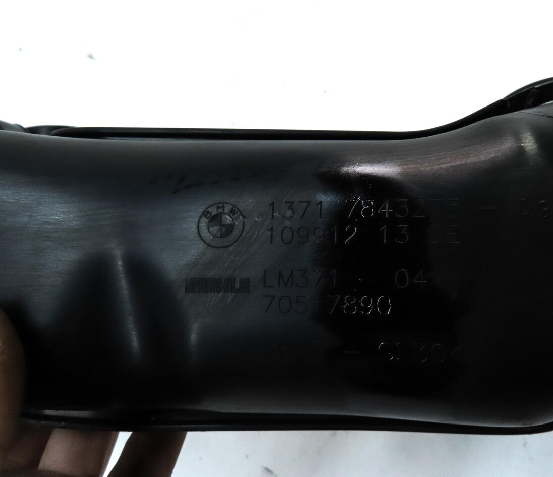 Thumbnail 6: 2012-2019 BMW M5 M6 ///M (F06 F12 F13) 4.4L S63 ENGINE - LEFT INTAKE MANIFOLD