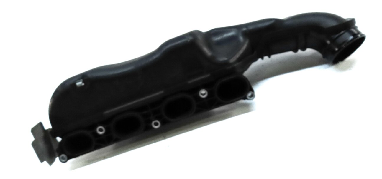 Thumbnail 3: 2012-2019 BMW M5 M6 ///M (F06 F12 F13) 4.4L S63 ENGINE - RIGHT INTAKE MANIFOLD