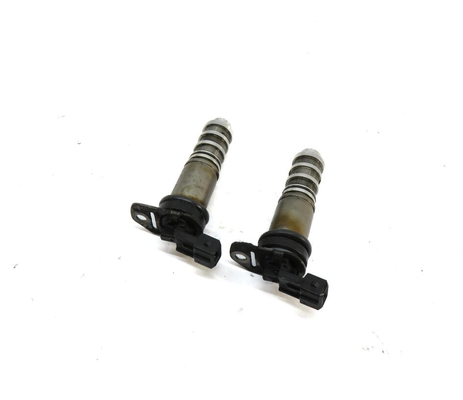 Thumbnail 1: 2013 BMW M5 ///M (F10) 4.4L S63 TWIN TURBO ENGINE VVT VANOS TIMING SOLENOID SET