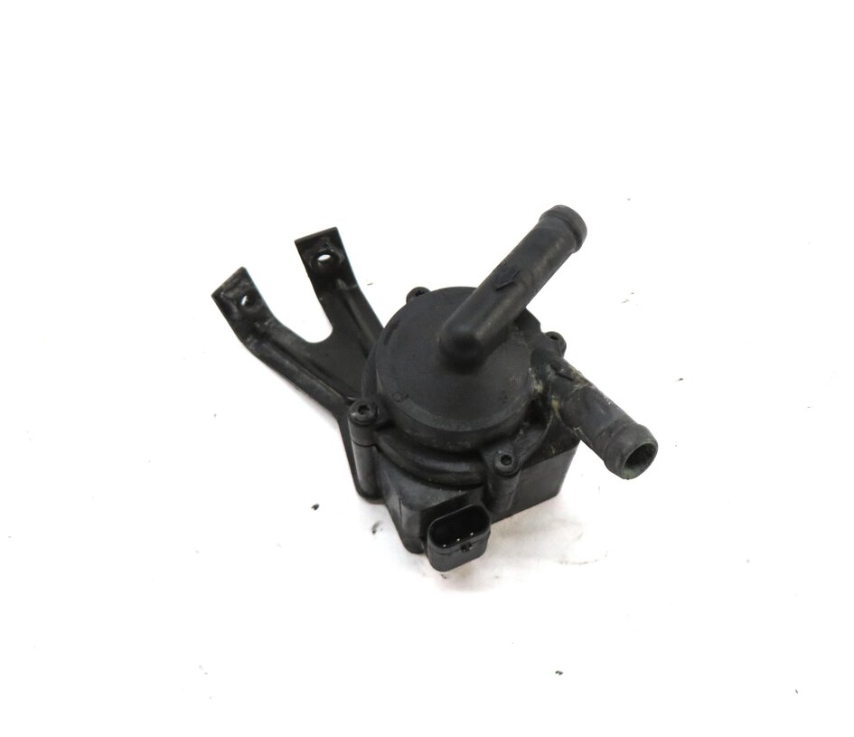 12-19 BMW X5 M5 M6 (E70 F06 F10 F15) N63 S63 TURBOCHARGER ELECTRIC WATER PUMP