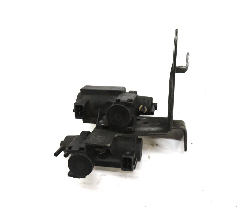 Thumbnail 4: 2013 BMW M5 (F10) 4.4L S63 TURBO TURBOCHARGER PRESSURE CONVERTER SOLENOID SET