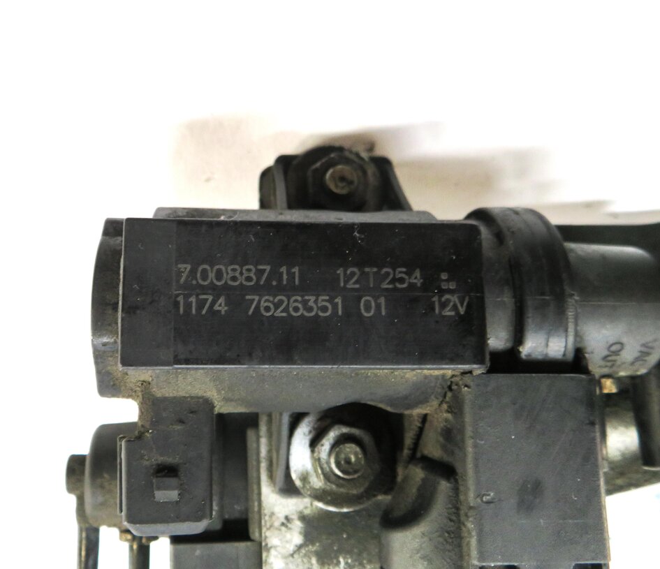 Thumbnail 7: 2013 BMW M5 (F10) 4.4L S63 TURBO TURBOCHARGER PRESSURE CONVERTER SOLENOID SET
