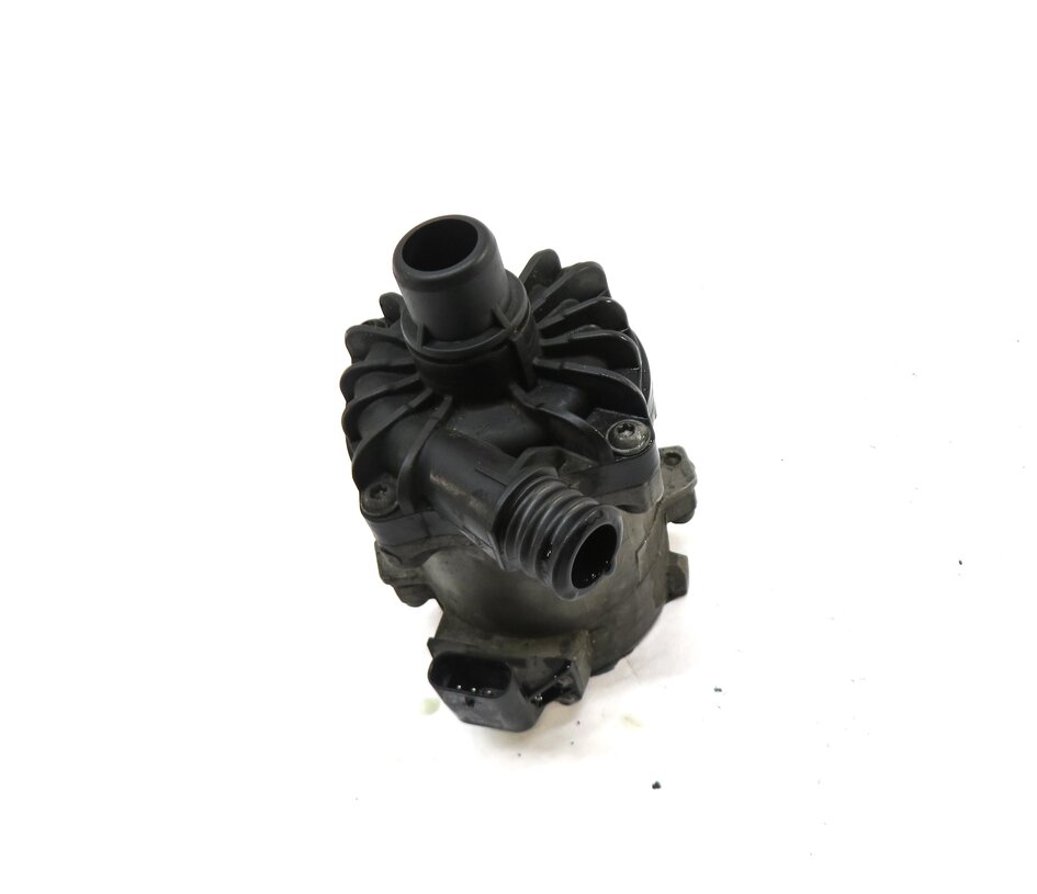 Thumbnail 3: 2012-2019 BMW M5 M6 ///M (F06 F10 F12 F13) 4.4L S63T ENGINE AUXILIARY WATER PUMP