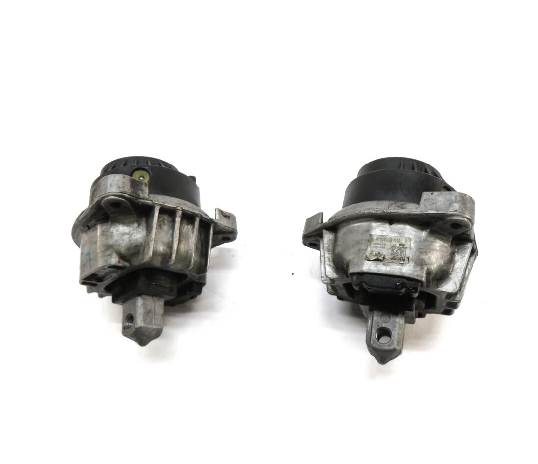 Thumbnail 4: 2013 BMW M5 ///M (F10) 4.4L S63 TWIN TURBO ENGINE LEFT & RIGHT MOTOR MOUINT SET