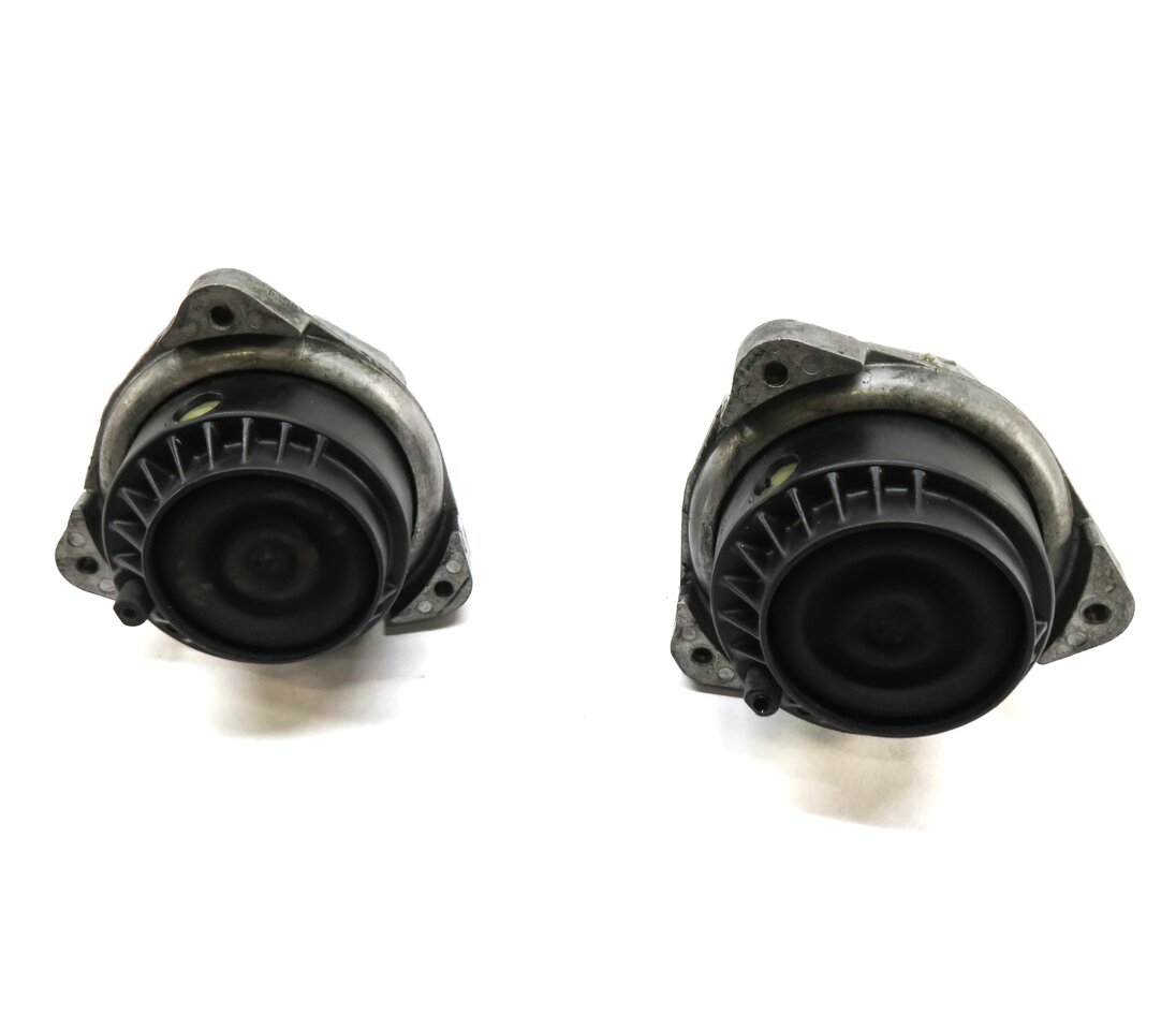Thumbnail 5: 2013 BMW M5 ///M (F10) 4.4L S63 TWIN TURBO ENGINE LEFT & RIGHT MOTOR MOUINT SET