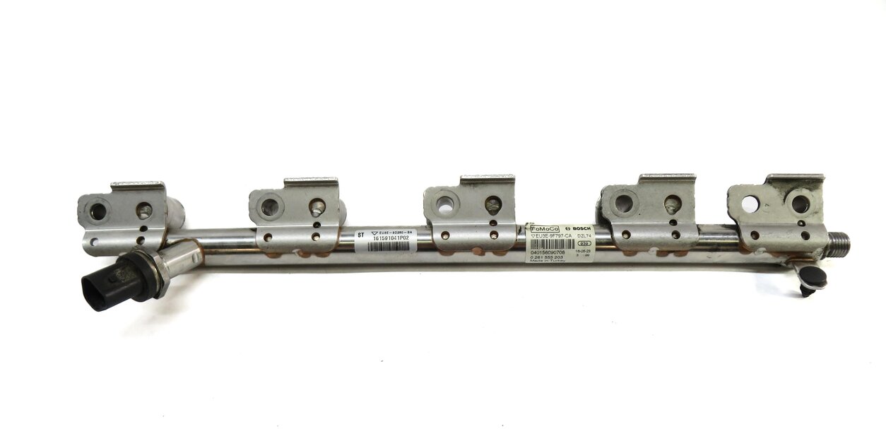 Thumbnail 2: 2017 LAND ROVER DISCOVERY SPORT (L550) 2.0L TURBO ENGINE FUEL RAIL