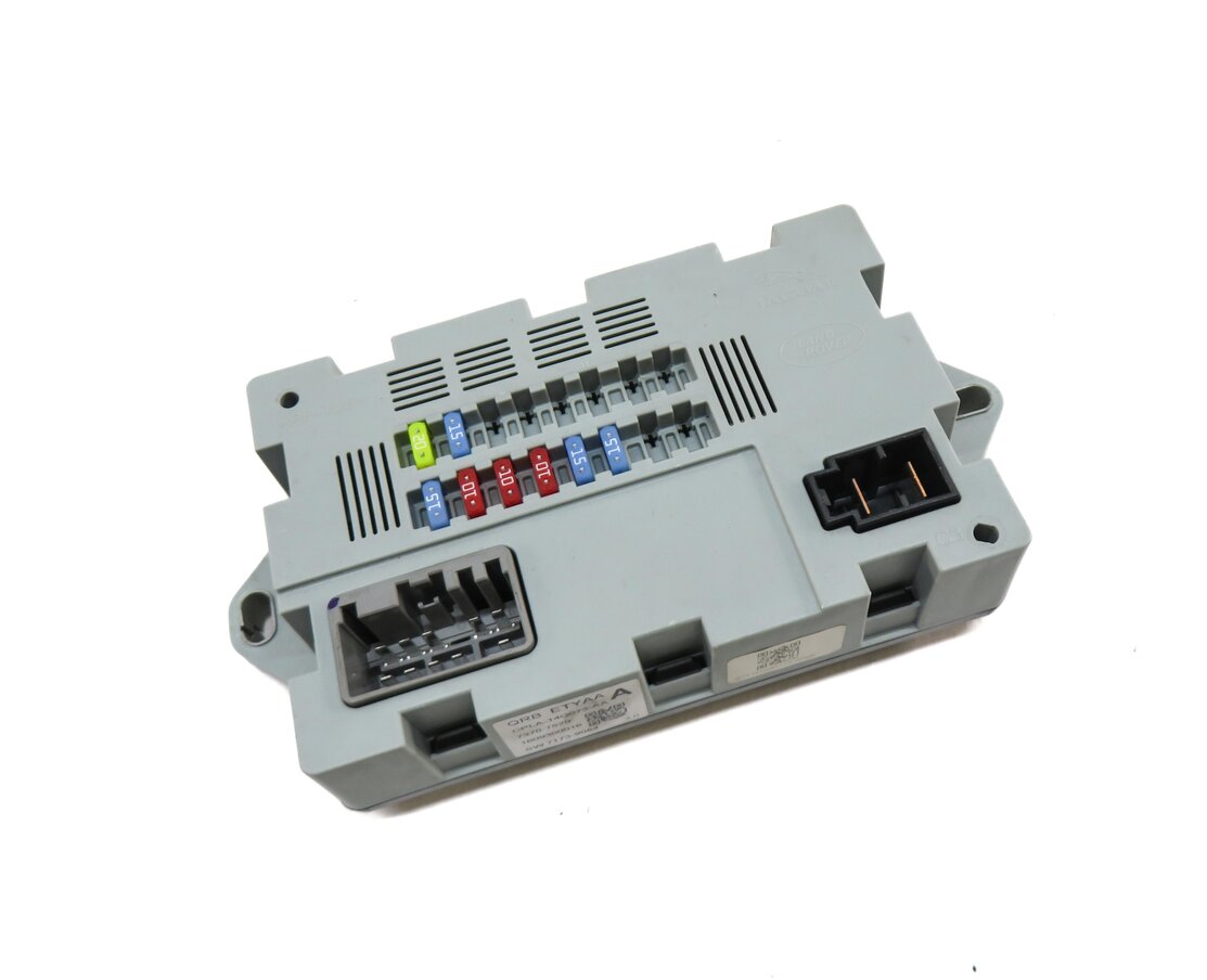 Thumbnail 3: 2017 LAND ROVER DISCOVERY SPORT (L550) CABIN RELAY FUSE BOX MODULE