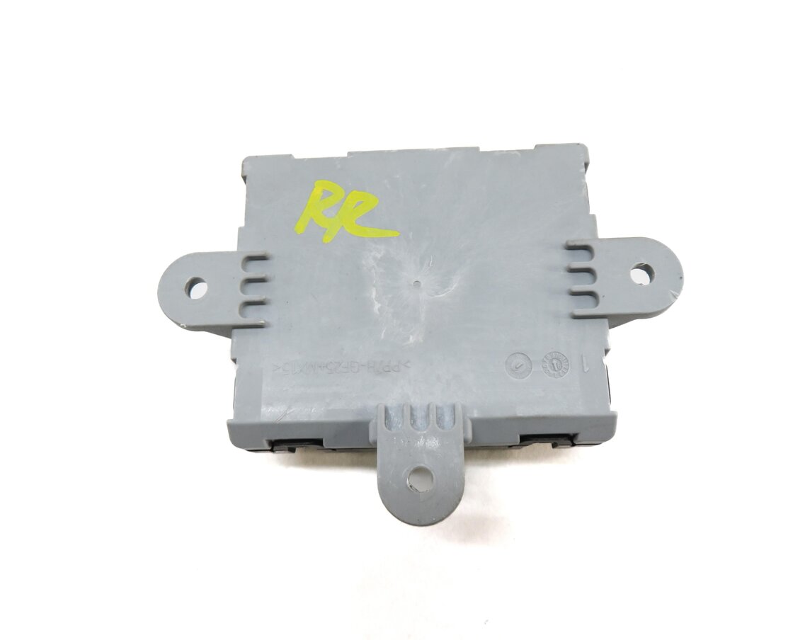 Thumbnail 5: 2017 LAND ROVER DISCOVERY SPORT (L550) REAR RIGHT DOOR CONTROL MODULE