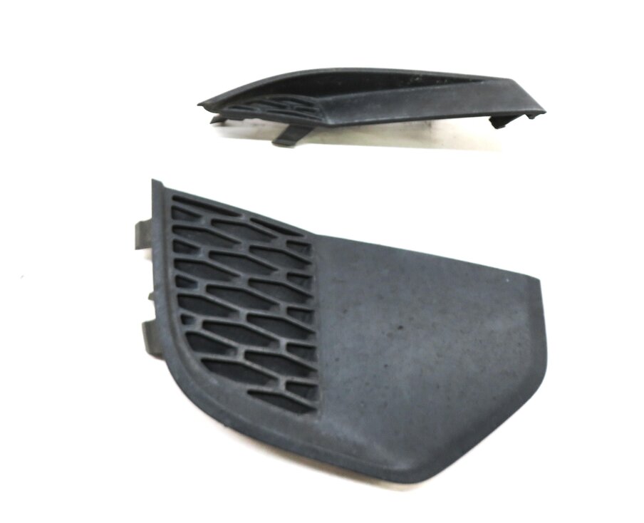 Thumbnail 2: 2017 LAND ROVER DISCOVERY SPORT (L550) FRONT RIGHT LOWER BUMPER GRILLE TRIM