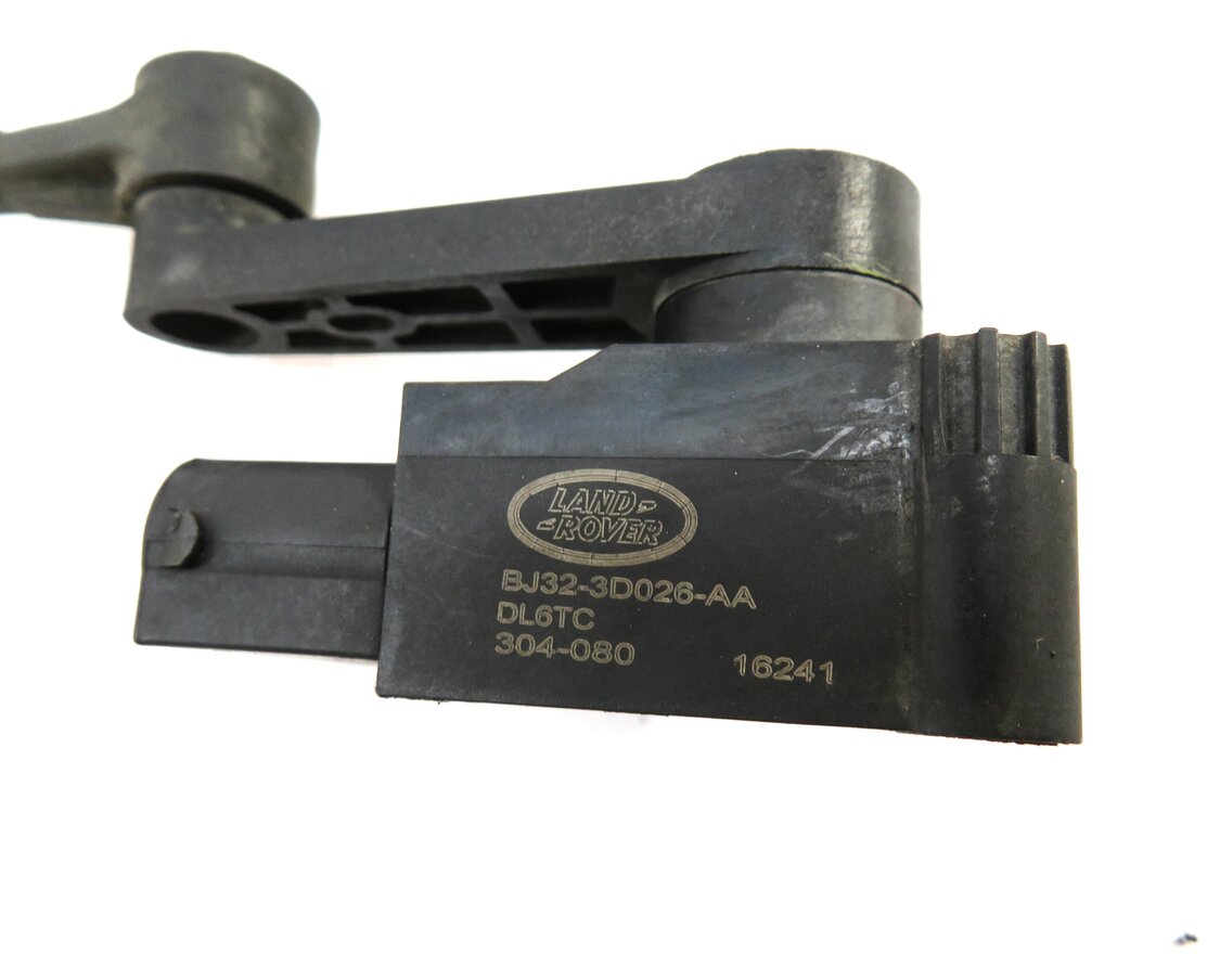 Thumbnail 6: 2017 DISCOVERY SPORT (L550) REAR RIGHT PASSENGER SUSPENSION HEIGHT LEVEL SENSOR