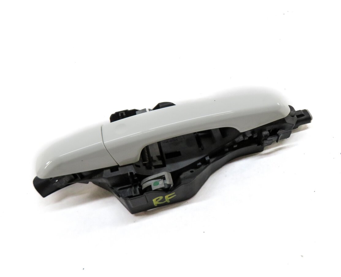 Thumbnail 3: 15-19 LAND ROVER DISCOVERY SPORT (L550) RIGHT FRONT PASSIVE DOOR HANDLE (WHITE)