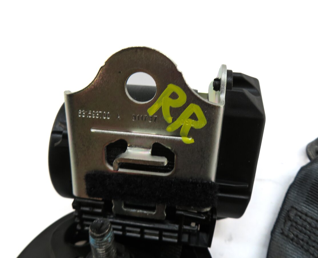 Thumbnail 5: 2017 DISCOVERY SPORT (L550) REAR RIGHT 2nd SECOND ROW SEAT SEATBELT RETRACTOR